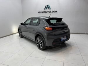 PEUGEOT 208 GT T200 2025 0KM (1)