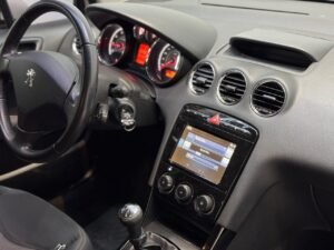 PEUGEOT 408 ALLURE NAV MT