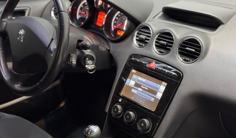 
								PEUGEOT 408 2.0 ALLURE NAV MT 2017 CON 92.000KM lleno									