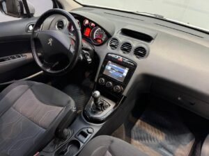 PEUGEOT 408 ALLURE NAV MT