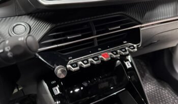 
									PEUGEOT 2008 T200 ALLURE AT 2025 lleno								
