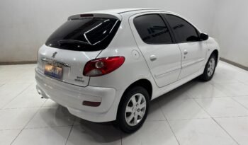 
									PEUGEOT 207 1.4 ALLURE 2013 CON 135.000KM lleno								