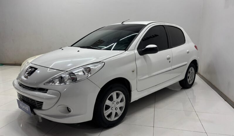 
								PEUGEOT 207 1.4 ALLURE 2013 CON 135.000KM lleno									