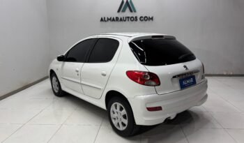 
									PEUGEOT 207 1.4 ALLURE 2013 CON 135.000KM lleno								