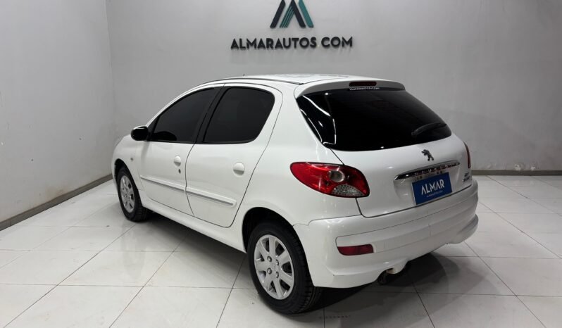 
								PEUGEOT 207 1.4 ALLURE 2013 CON 135.000KM lleno									