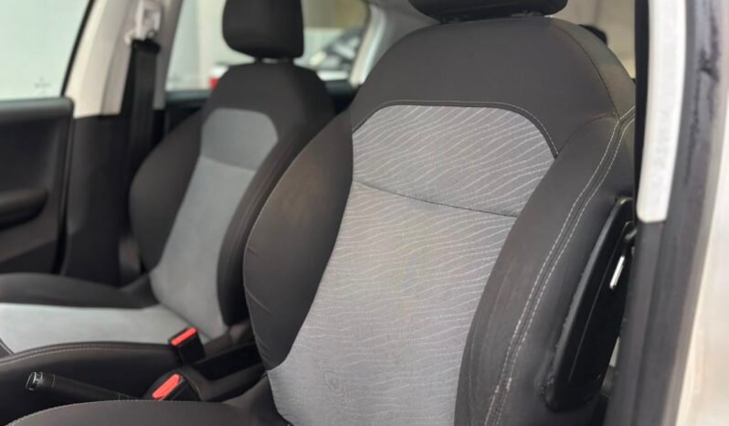 
								PEUGEOT 208 ALLURE 1.5N TOUCHSCREEN 2016 CON 75.000KM lleno									