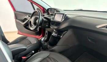 
									PEUGEOT 208 FELINE 1.6 N PACK CUIR 2015 CON 130.000KM lleno								