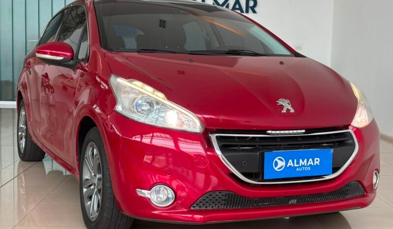 
								PEUGEOT 208 FELINE 1.6 N PACK CUIR 2015 CON 130.000KM lleno									