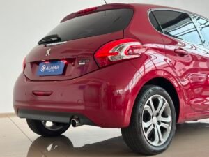 Peugeot 208 FELINE