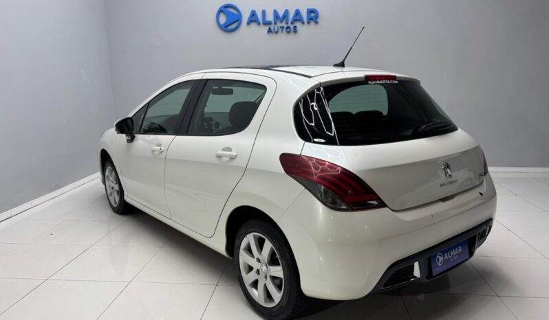 
								PEUGEOT 308 1.6 ALLURE NAV 2015 CON 111.000KM lleno									