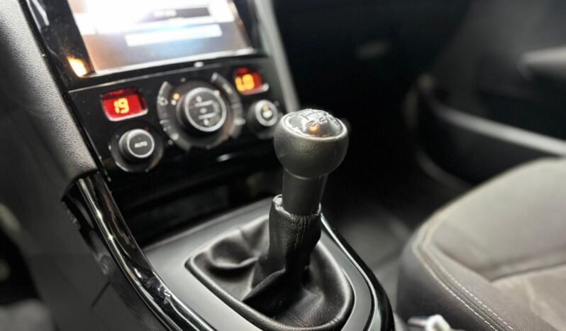 
								PEUGEOT 308 1.6 ALLURE NAV 2015 CON 111.000KM lleno									