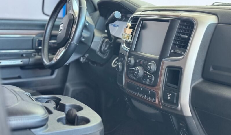 
								RAM 1500 LARAMIE 4X4 DC 5.7 2018 CON 202.000KM full									