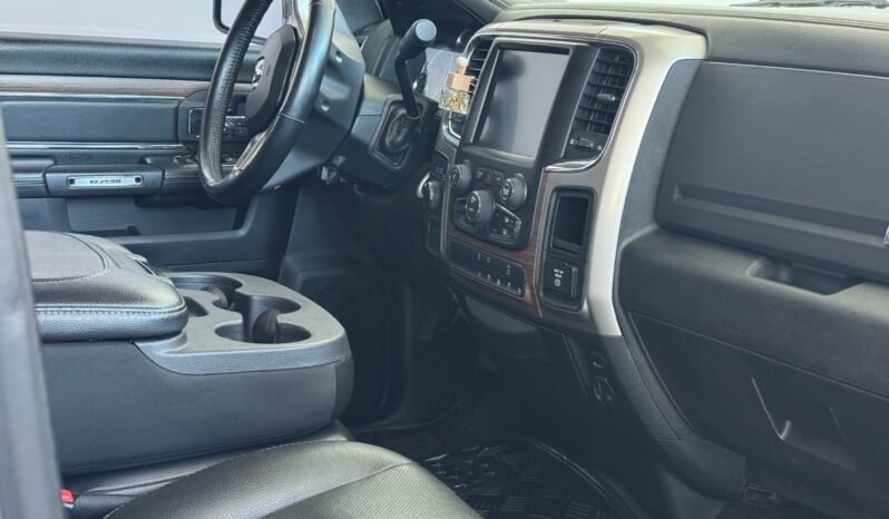 
								RAM 1500 LARAMIE 4X4 DC 5.7 2018 CON 202.000KM full									