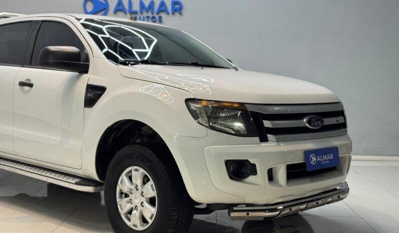 
								FORD RANGER 3.2 DC 4X4 XLS 2015 CON 164.000KM lleno									