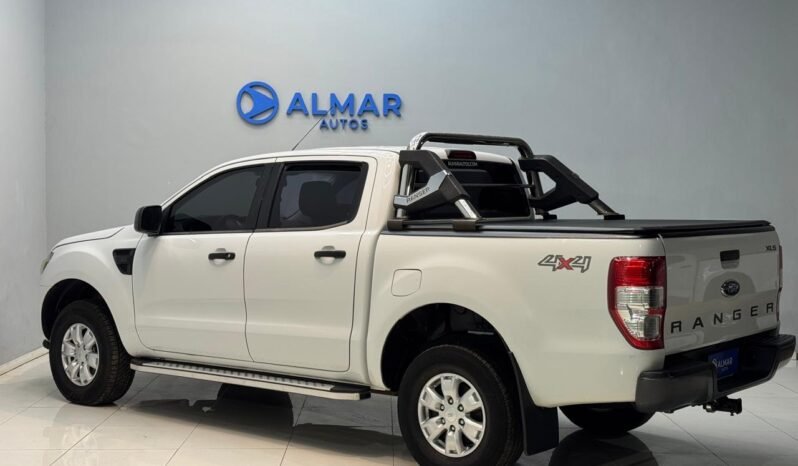 
								FORD RANGER 3.2 DC 4X4 XLS 2015 CON 164.000KM lleno									