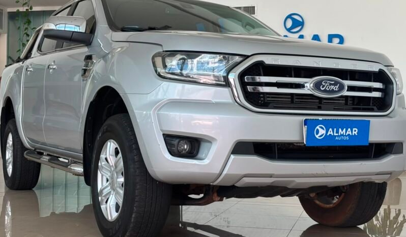 
								FORD RANGER DC 4X2 XLT MT 3.2L 2022 CON 106.000KM lleno									