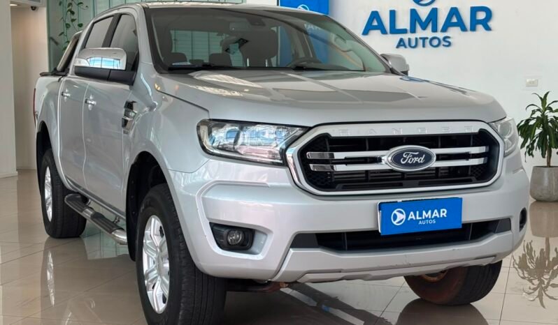 
								FORD RANGER DC 4X2 XLT MT 3.2L 2022 CON 106.000KM lleno									
