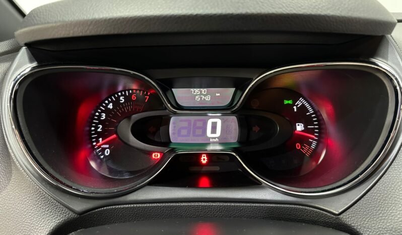 
								RENAULT CAPTUR INTENS 2020 CON 73000KM lleno									