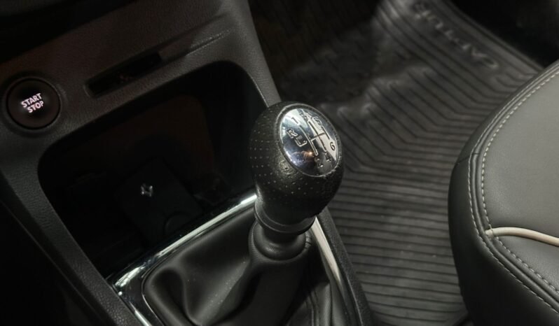 
								RENAULT CAPTUR INTENS 2020 CON 73000KM lleno									