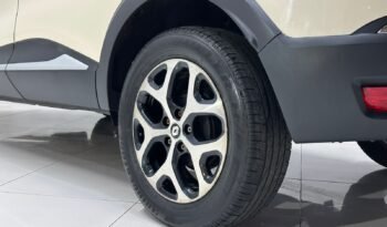 
									RENAULT CAPTUR INTENS 2020 CON 73000KM lleno								