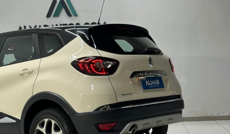 
								RENAULT CAPTUR INTENS 2020 CON 73000KM lleno									