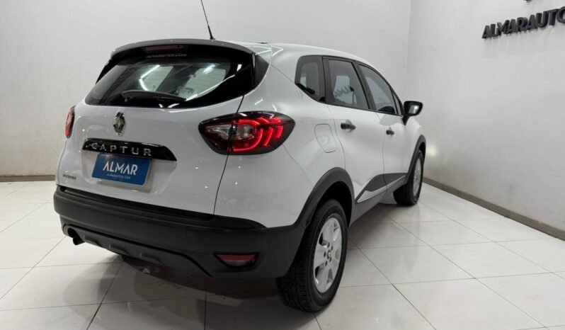 
								RENAULT CAPTUR LIFE 2018 CON 87000KM lleno									