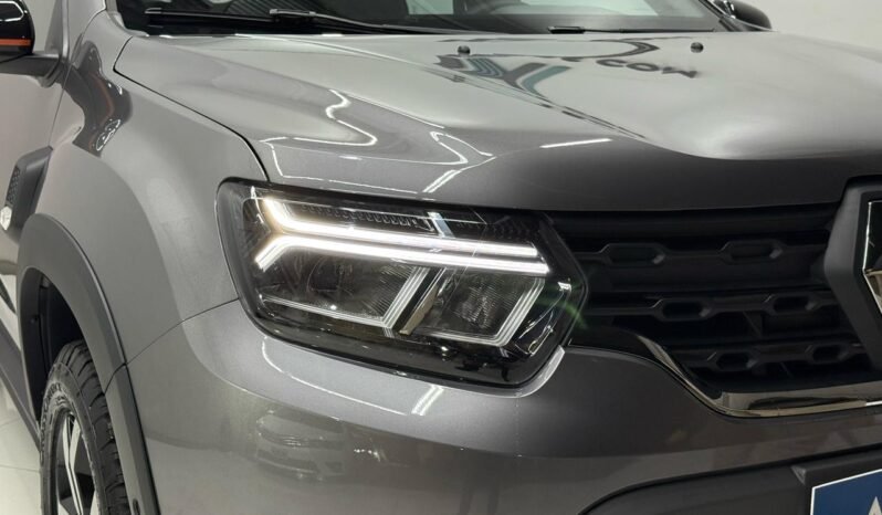 
								RENAULT DUSTER ICONIC CVT 0KM 2025 lleno									