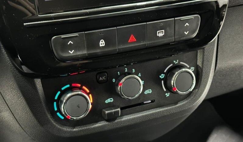 
								RENAULT KWID ICONIC 2025 0KM lleno									
