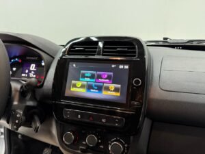 RENAULT KWID ICONIC OUTSIDER 2025 0KM
