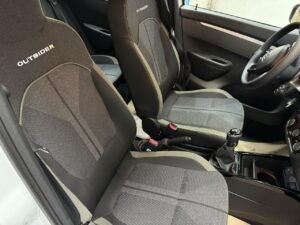 RENAULT KWID ICONIC OUTSIDER 2025 0KM