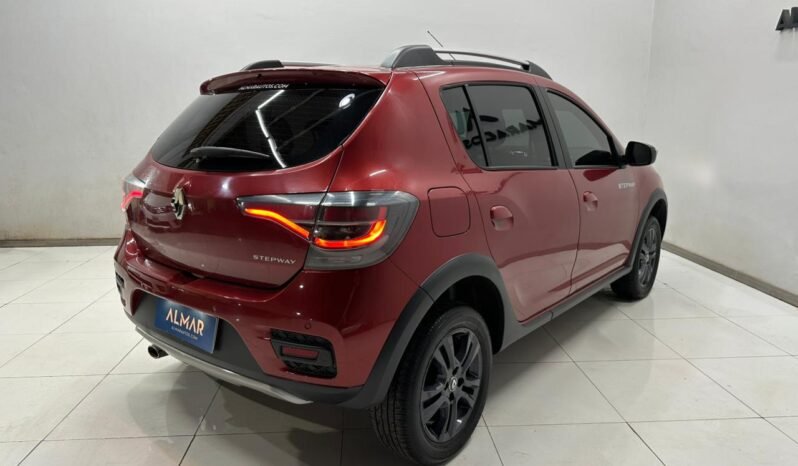 
								RENAULT SANDERO STEPWAY PH2 INTENS 2022 CON 32000KM lleno									