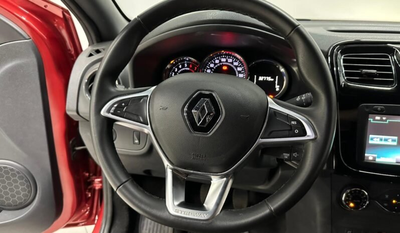 
								RENAULT SANDERO STEPWAY PH2 INTENS 2022 CON 32000KM lleno									