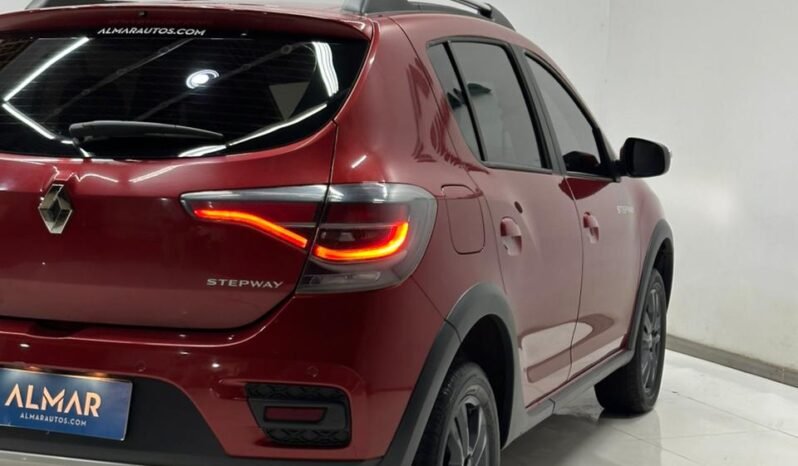 
								RENAULT SANDERO STEPWAY PH2 INTENS 2022 CON 32000KM lleno									