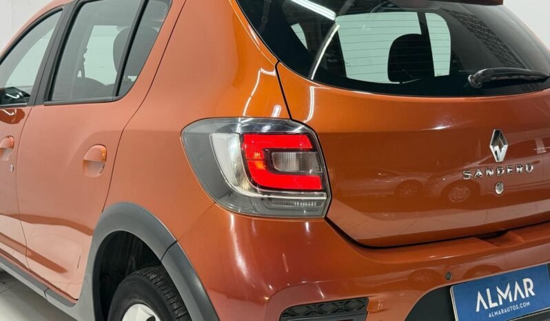 
								RENAULT SANDERO STEPWAY PRIVILEGE 2016 119000KM lleno									