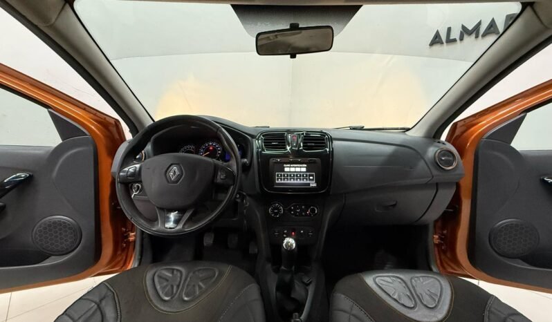 
								RENAULT SANDERO STEPWAY PRIVILEGE 2016 119000KM lleno									