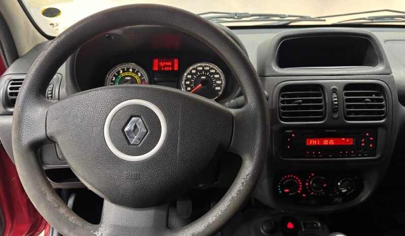 
								RENAULT CLIO MIO 5P CONFORT PLUS 2014 CON 153.000KM lleno									