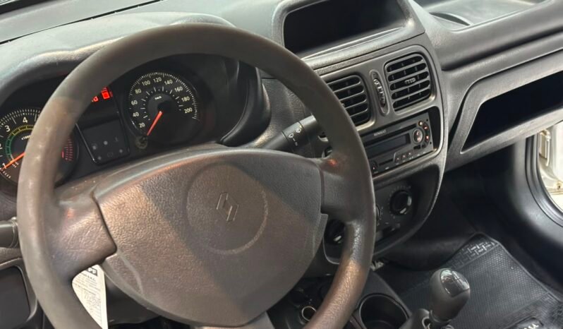 
								RENAULT CLIO MIO 3P AUTHENTIQUE PACK LOOK 2013 CON 155.000KM lleno									