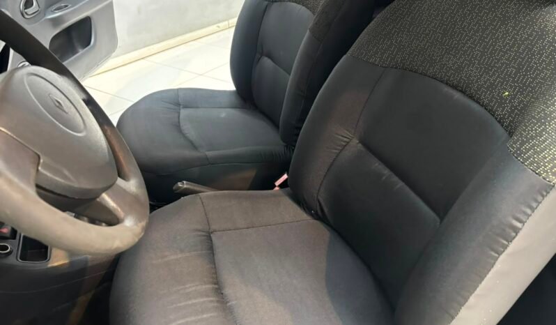 
								RENAULT CLIO MIO 3P AUTHENTIQUE PACK LOOK 2013 CON 155.000KM lleno									