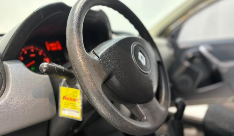 
								RENAULT DUSTER CONFORT 1.6 4X2 2014 CON 118.000KM lleno									