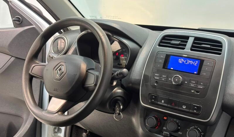 
								RENAULT KWID 1.0 ZEN 2021 CON 17.000KM lleno									