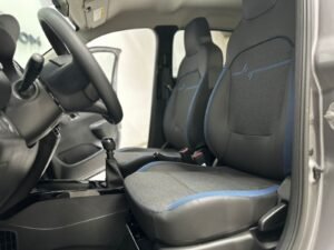 KWID 1.0 ICONIC BT