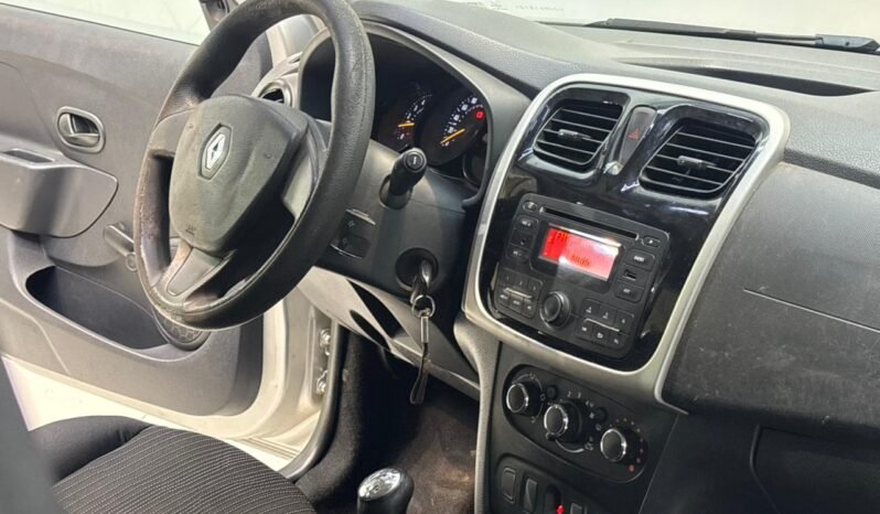 
								RENAULT SANDERO AUTHENTIQUE 2017 CON 113.000KM lleno									