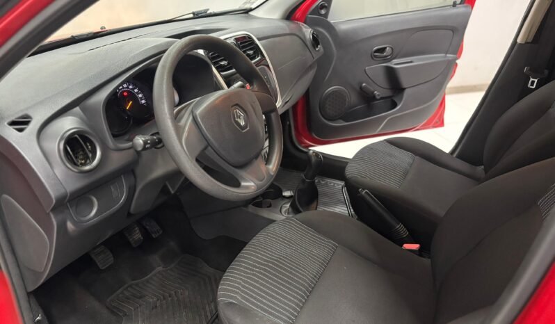 
								RENAULT LOGAN 1.6 AUTHENTIQUE 2018 CON 82.000KM lleno									