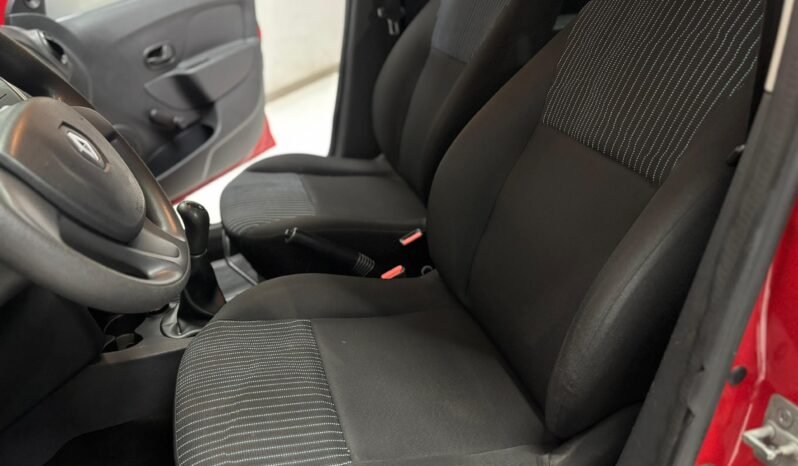 
								RENAULT LOGAN 1.6 AUTHENTIQUE 2018 CON 82.000KM lleno									