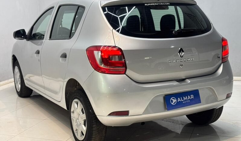 
								RENAULT SANDERO AUTHENTIQUE 2017 CON 113.000KM lleno									