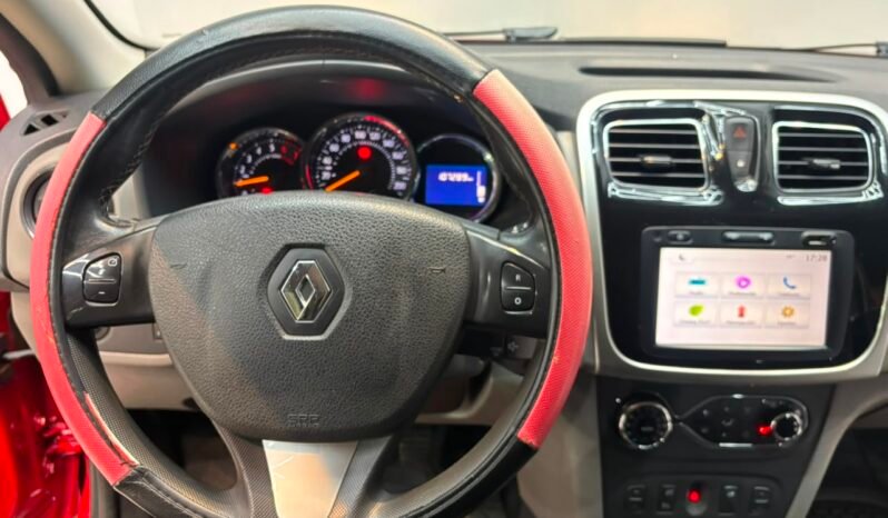
								RENAULT LOGAN PRIVILEGE 1.6 16V 2019 CON 104.000KM lleno									