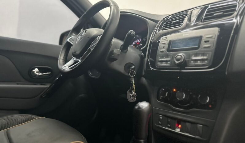 
								RENAULT SANDERO STEPWAY 2020 CON 75.000KM lleno									