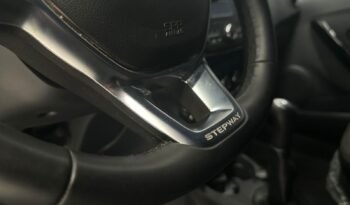 
									RENAULT SANDERO STEPWAY 2020 CON 75.000KM lleno								