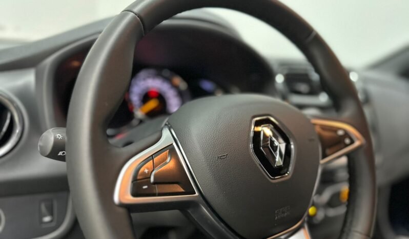 RENAULT SANDERO 1.6 INTENSE 2023 0KM lleno
