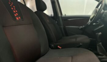 
									RENAULT SANDERO STEPWAY 1.6 CONFORT PH2 CON 120.000KM lleno								